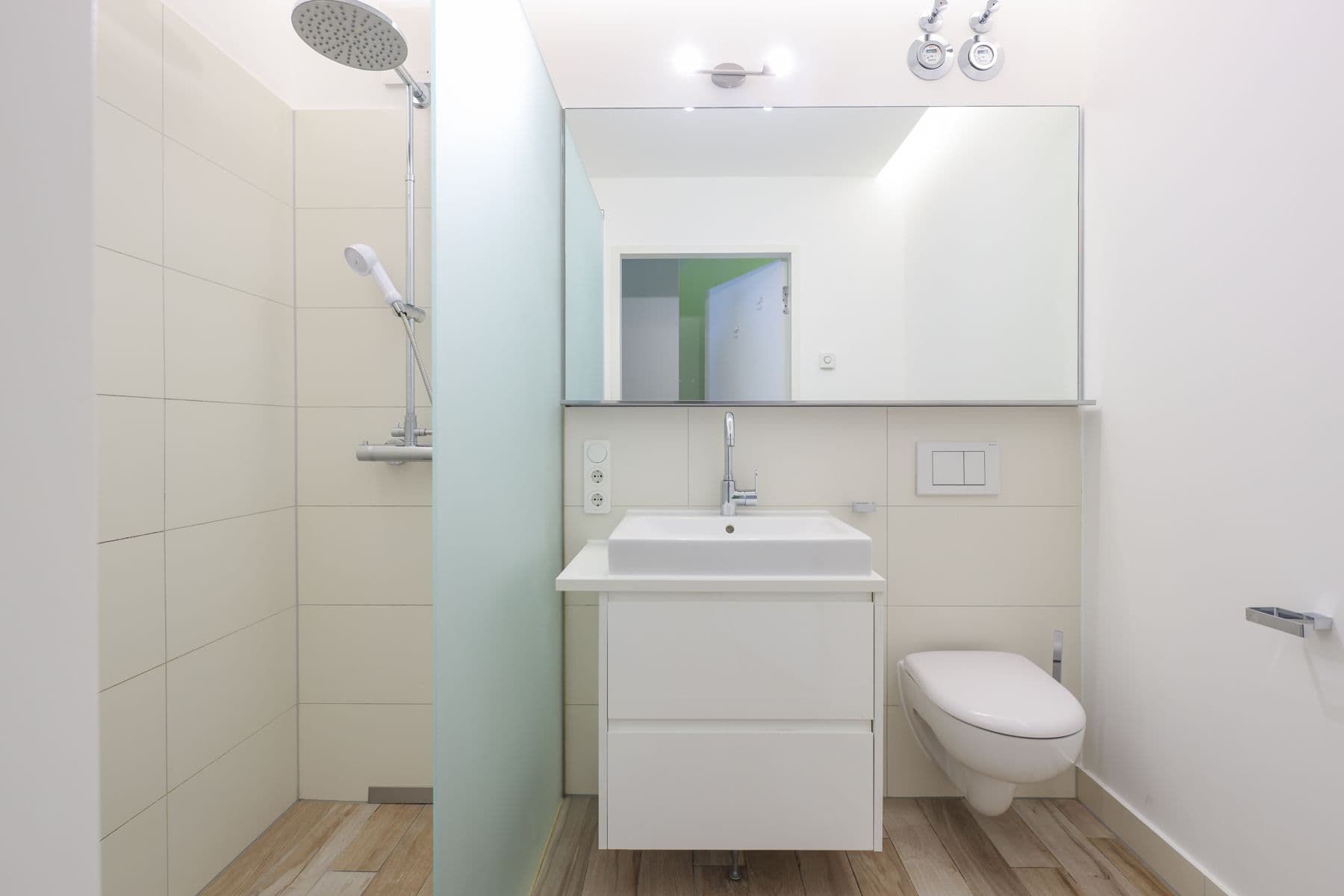 Badezimmer im The Bloom Homes
