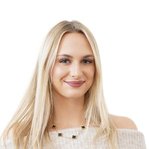 Porträt von Maja, Marketing und Social Media bei OneHaven